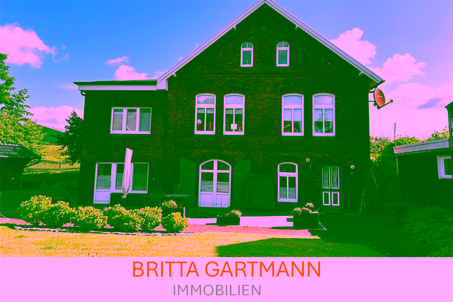 Ihr Vorteil im Doppelpack: Drei Ferienwohnungen eine privat nutzen, zwei gewinnbringend vermieten, 26844 Jemgum, Haus