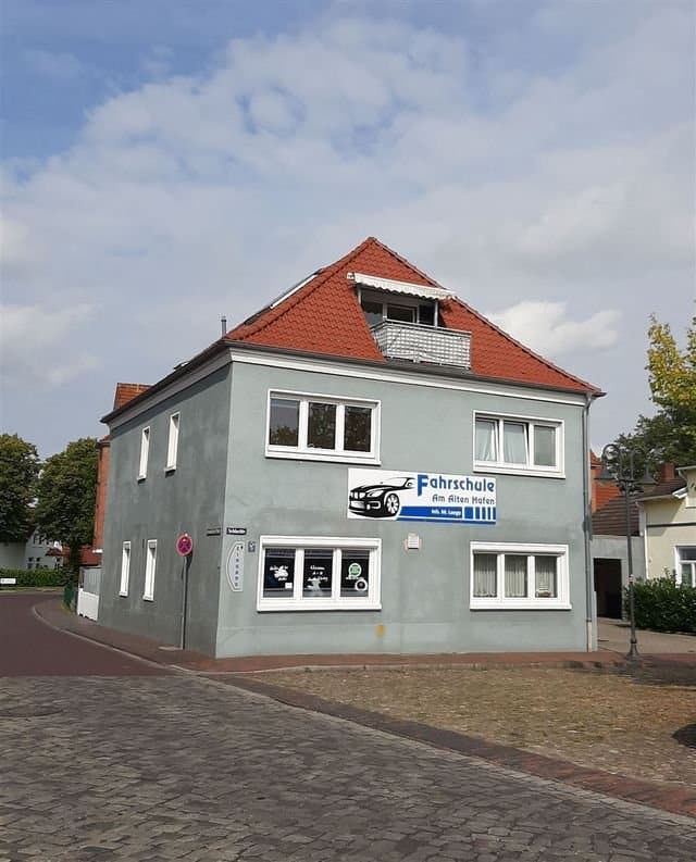 Wohn- und Geschäftshaus im Herzen von Jever, 26441 Jever, Haus